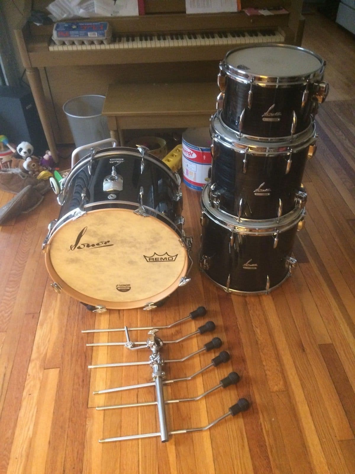 Sonor Vintage Series Black Slate Drums _____1500Euro